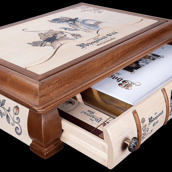 The Bhagavad Gita - Wooden Hut