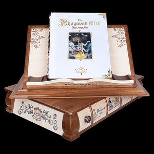 The Bhagavad Gita - Wooden Hut