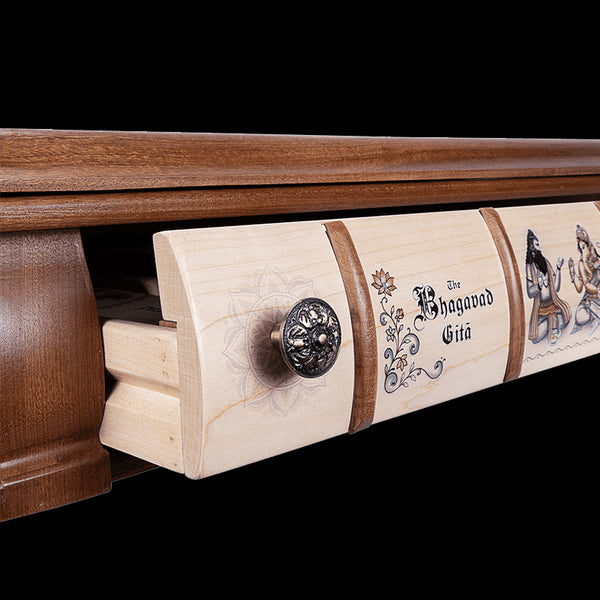 The Bhagavad Gita - Wooden Hut