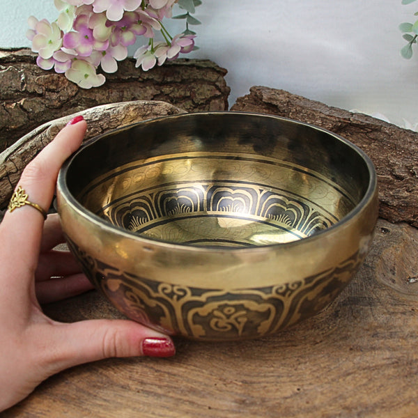 Klankschaal bewerkt 15-16 cm