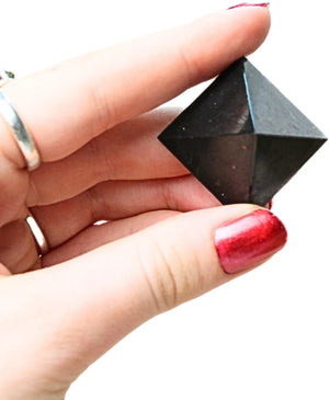 Piramide 25-30mm Zwarte Toermalijn