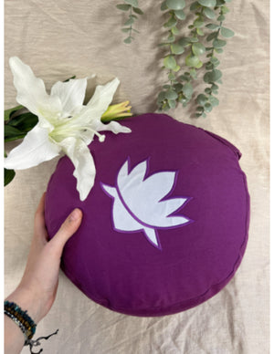 YogaStyles Meditatiekussen Symbolic - Paars met lotusbloem